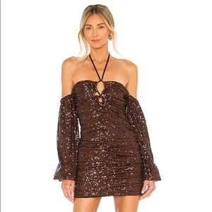 Size Small. Color: Cappuccino. Bought on revolve.